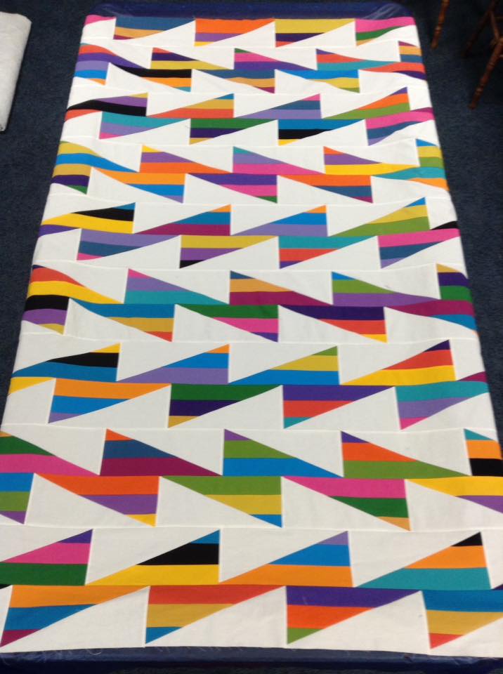 GE Designs Bob & Weave quilt pattern, as quilted by Ellen Brogie