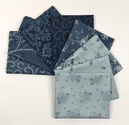Breathtaking Blues Blue Fat Quarter Bundle, quilting fabric