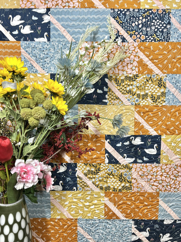 Dina, a finished quilt from the quilt along