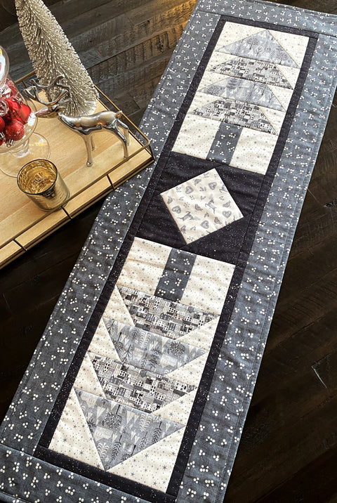 Spruce Lane Table runner